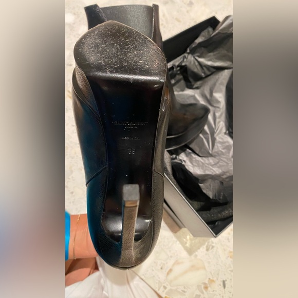 Saint Laurent Caviar Leather Black Ankle Boots 🖤 - Picture 4 of 7